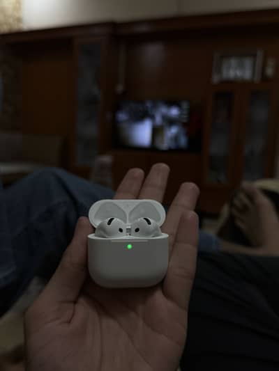 Airpods 4
