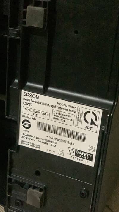 Epson color printer almost new