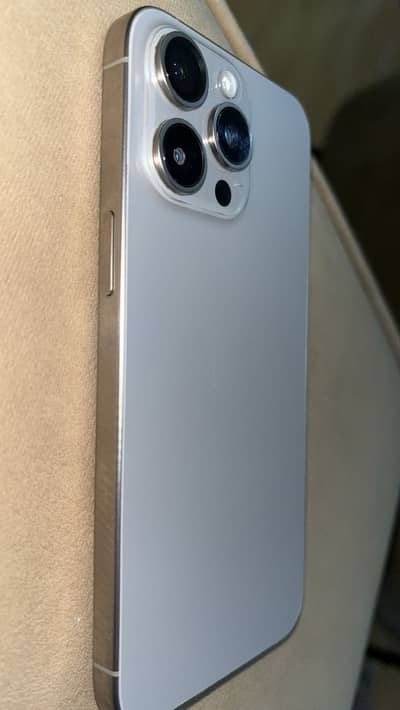  iPhone 15 256GB Non-PTA – Excellent Condition