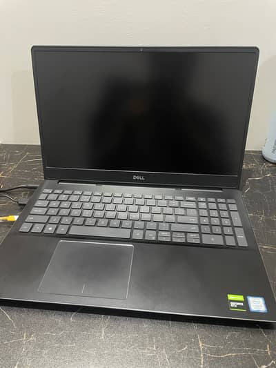 Dell vostro 7590 16gb ram 256gb ssd