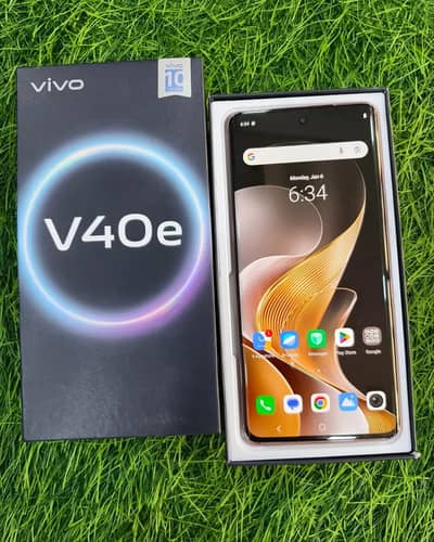 Vivo V40e Royal bronze