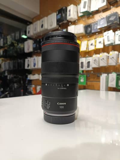 CANON 100 mm Macro Lens