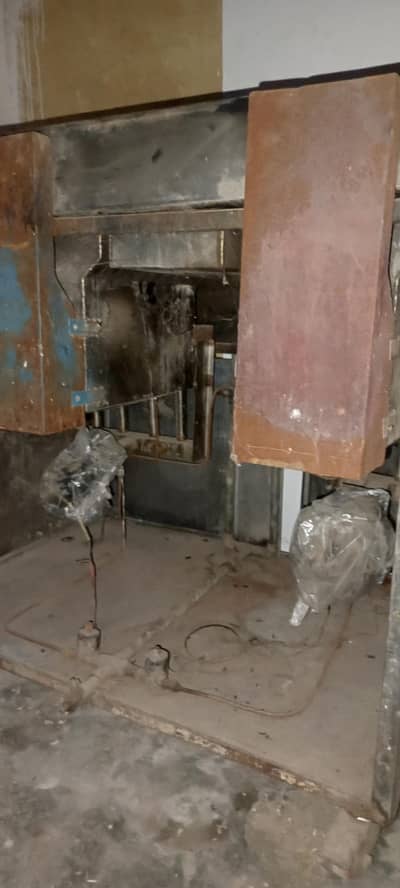 counter shaming burger making counter frier double