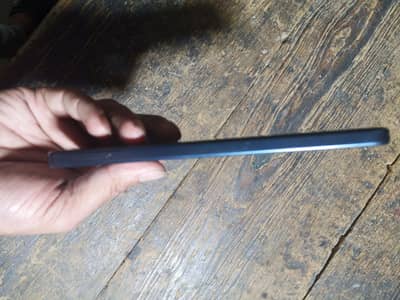 itel mobile 6,128gb 4mont use Howa hai my nbr 03154417278