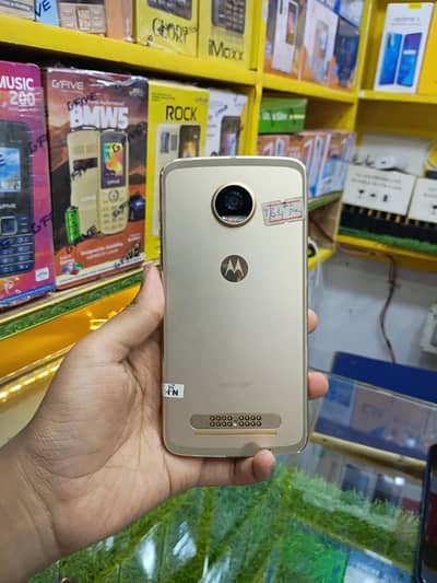 Motorola MOTO Z2 Play |  Golden |  4GB RAM | 64GB