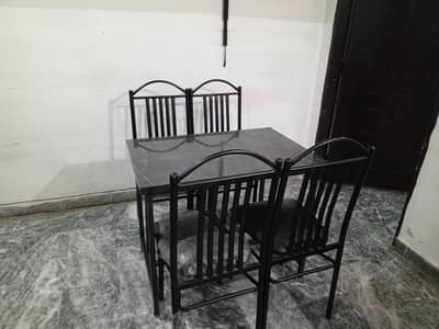 Dinning table & Chair Set
