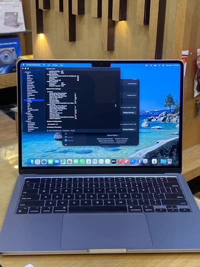 Macbook Air 2022 M2 chip 16 256