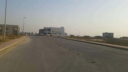 272sq yd plot in Precicnt-6 FOR SALE. Most developing precicnt of BTK near Bahria Heights