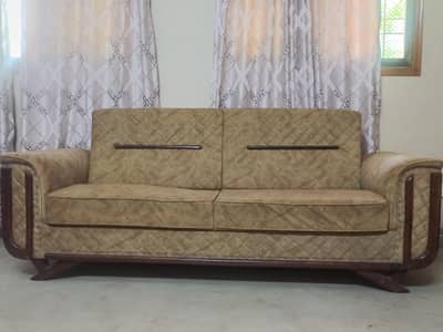 Luxurious 7 Seater Sofa Set