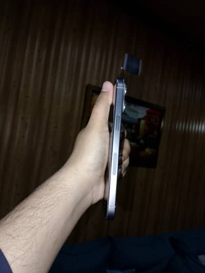 iphone 15 promax 10/10 MDM