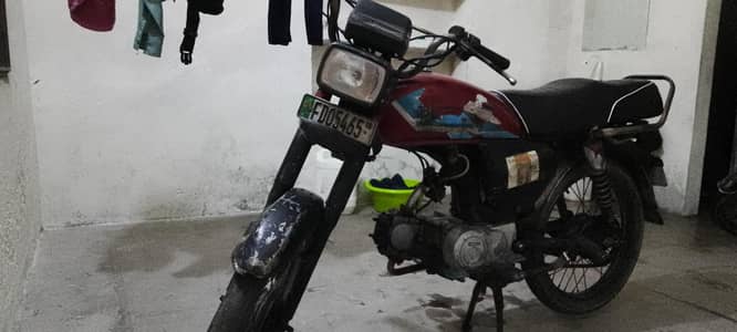 CD 70 2010 model for sale