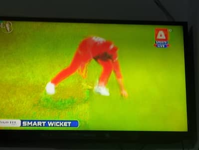 SONY LED/LCD TV 32INCH