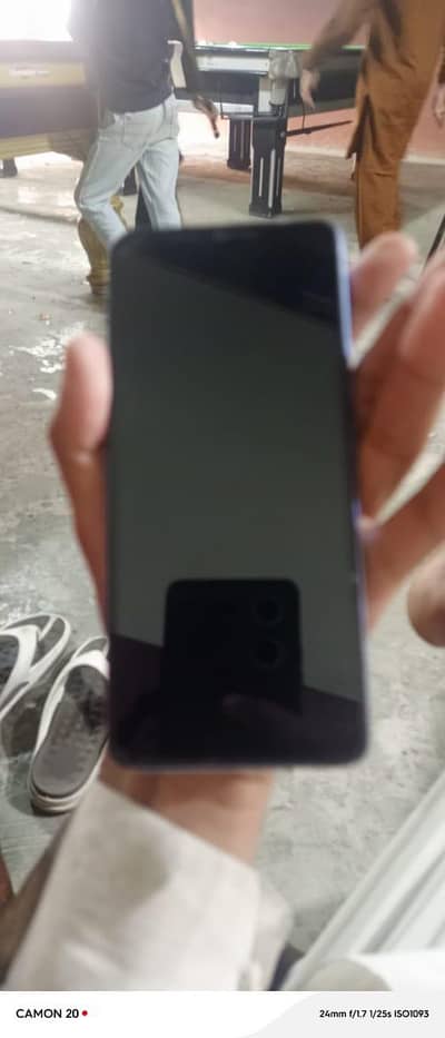 box available charger non available