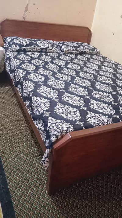 King size bed alongwith mattress is up for sale