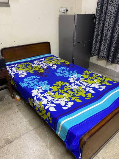 SOLID WOOD SINGLE BED