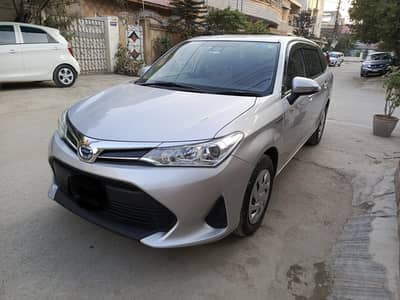 Toyota fielder hybrid 2018