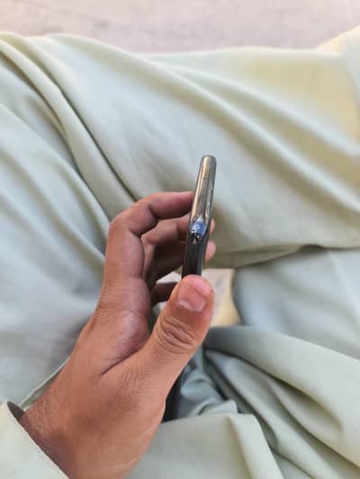 OnePlus 7t pro macleren edition