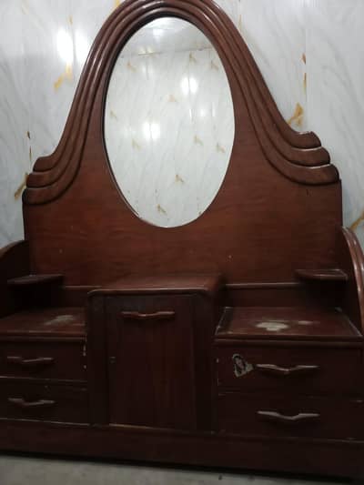 Dressing table for sale