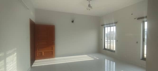 1 Kanal Upper Portion For Rent