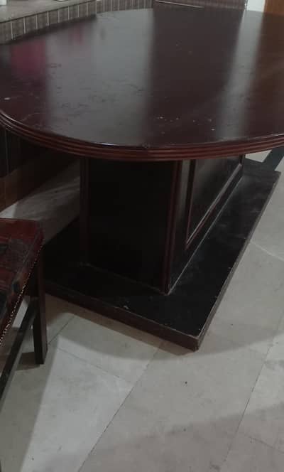 Dining table with 6 chairs