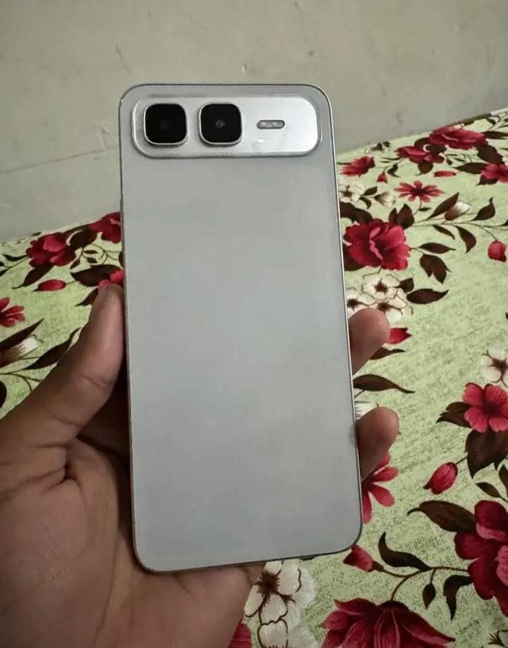 انفنکس سمارٹ 10 پلس بہت ہی اچھا موبائل ہے 0