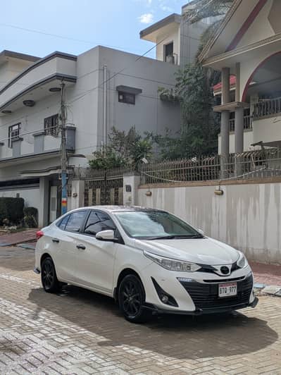 TOYOTA YARIS 1.5 ATIV X