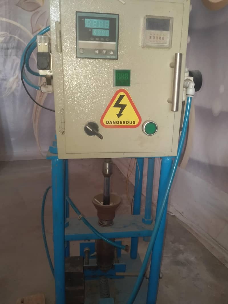 Data cable making machine 1