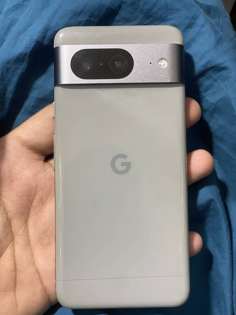 Google pixel 8 1