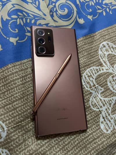 non pta camera ki side se bas thori si back oper ha