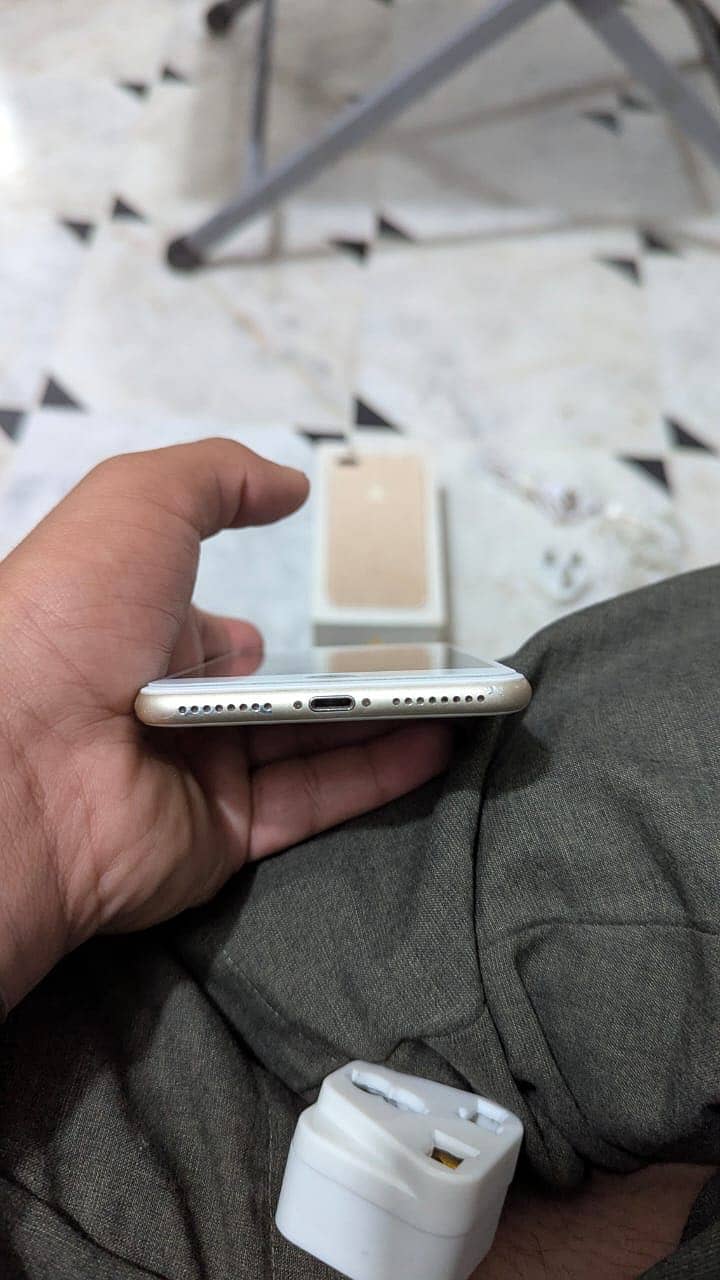 iPhone 7plus complete box 7