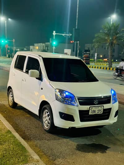 Rent A Car in Lahore Coach | Wedding Bus | Trip & Tour Bus