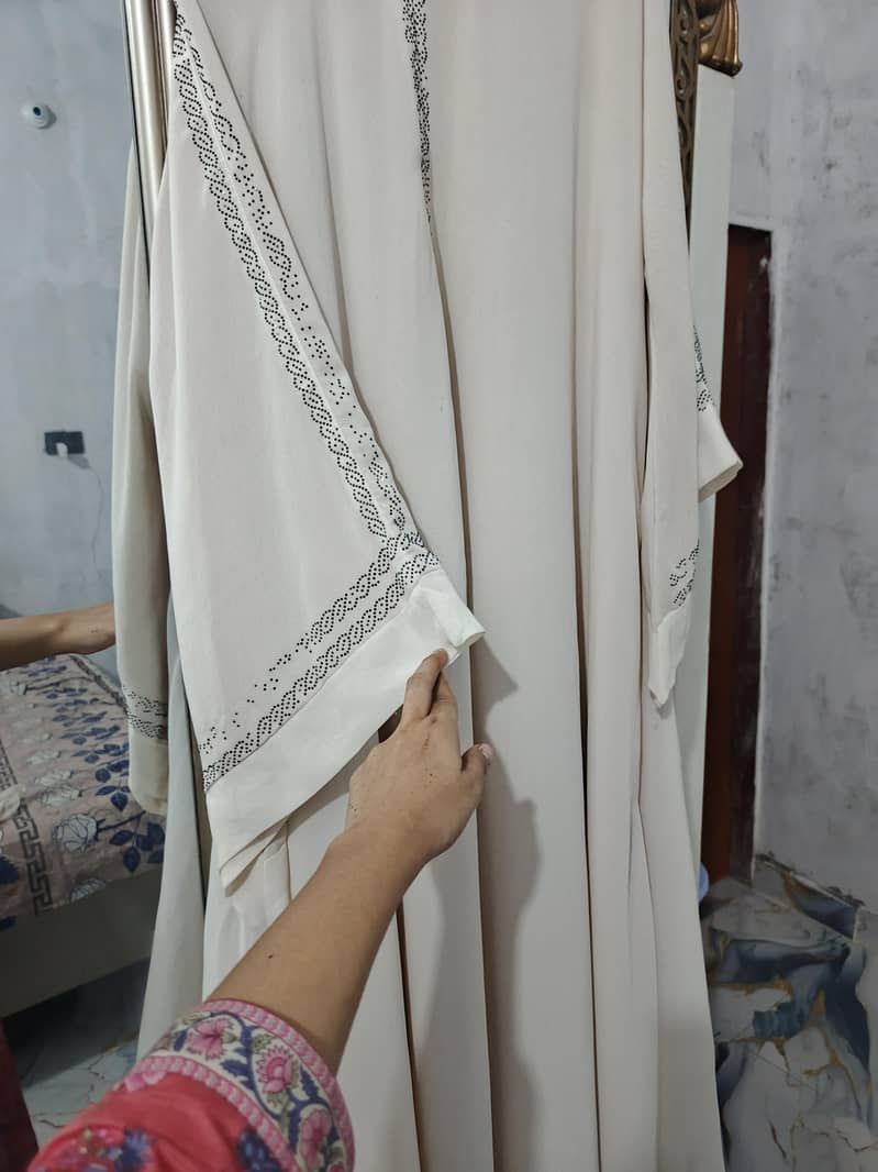 abaya 0