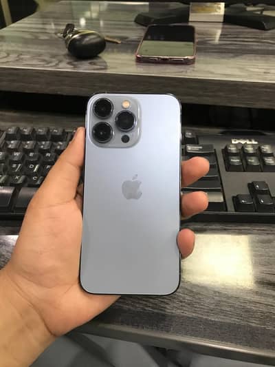 I phone 13 pro JV 10/10