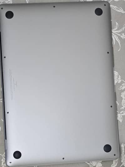 Macbook Air M1 8 Ram 256 storage