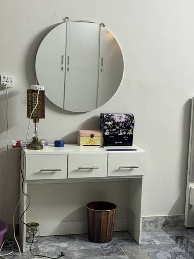 Dresser for sale