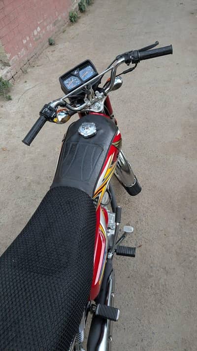 Honda 125 Only Cheap Price 1.90 lac