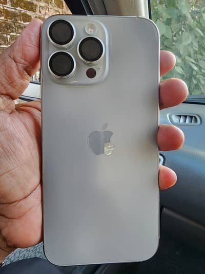 Apple iPhone 16 Pro Max