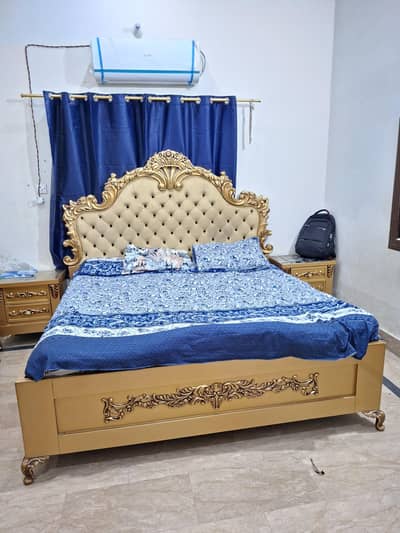 King Size Bed 2 Side Tables Dressing , Almari