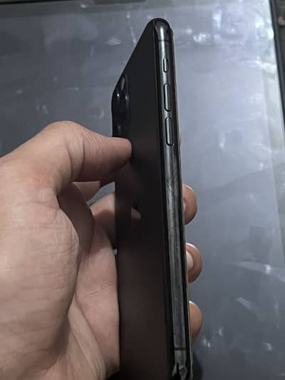 iPhone 11 pro 64gb black color non pta
