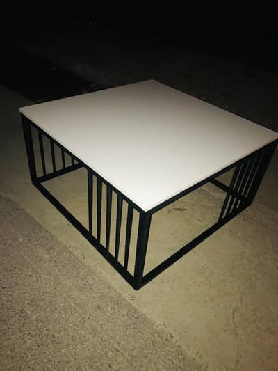 Premium Center Table in Elegent look Avialable in Rawalpindi/Islamabad