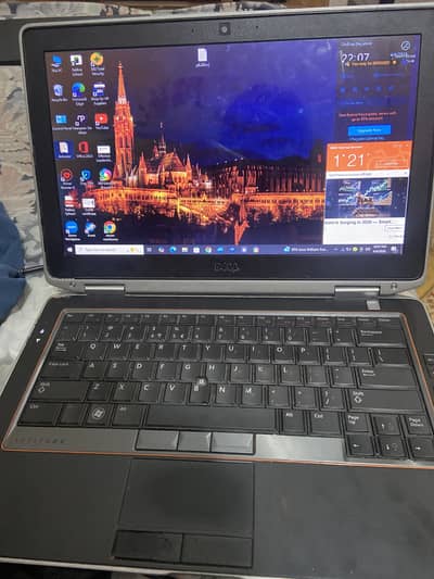 I mselling my dell lattitude laptop  8 gb ram core i 7