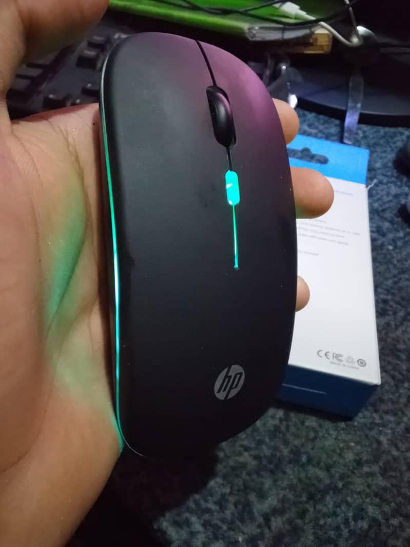 HP compny mouse wirelessl bluetooth 0