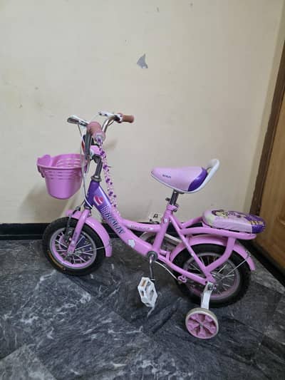 Imported Boman girls cycle 3 - 7 years