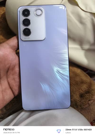 Vivo V27e used 10 by 10 condition