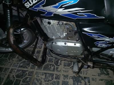 Suzuki GS 150 2020
