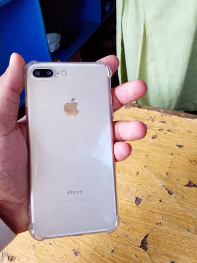 iphone 7 plus 10/10 Condition 128