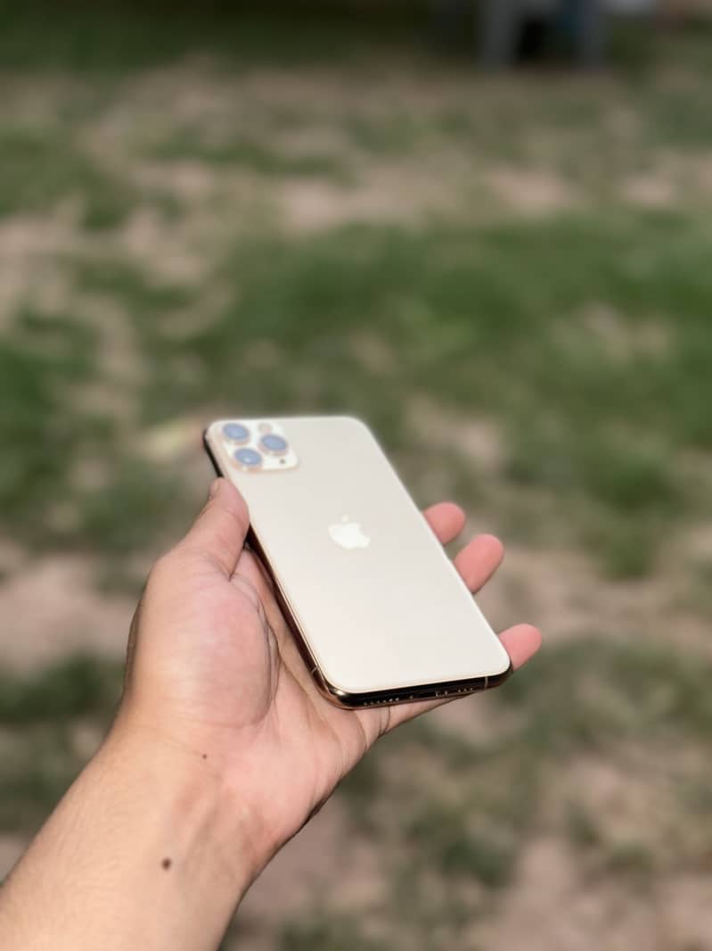 iPhone 11 pro 6