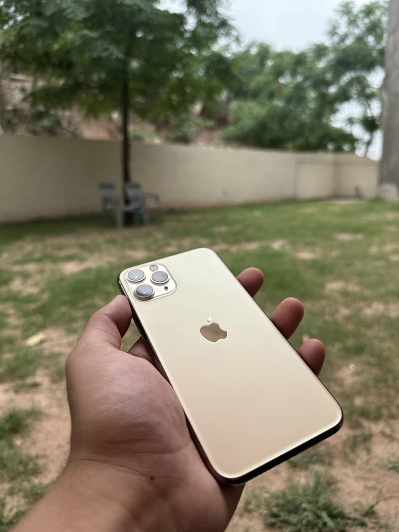 iPhone 11 pro 7