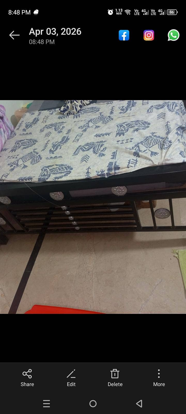 iron bed 0
