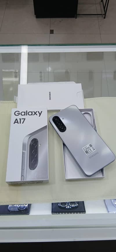 A17 8+256Gb offical warranty & 10/10